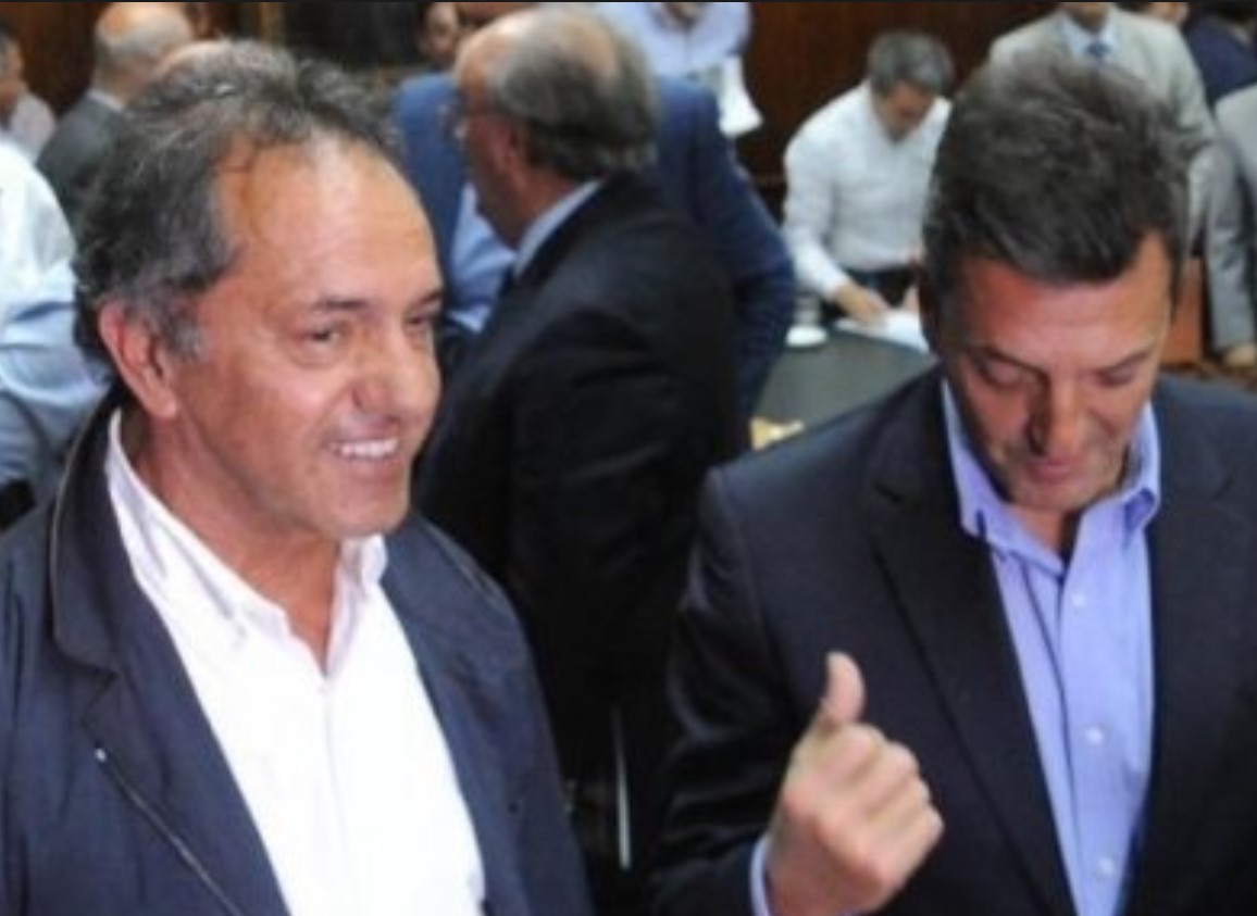 Sergio Massa y Daniel Scioli juntos en Tucumán por el acto del Día de