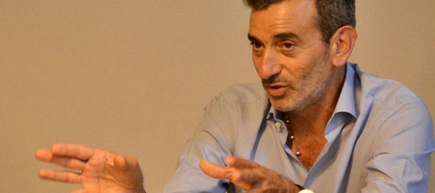 Randazzo confirmó su candidatura y denunció que lo quieren proscribir