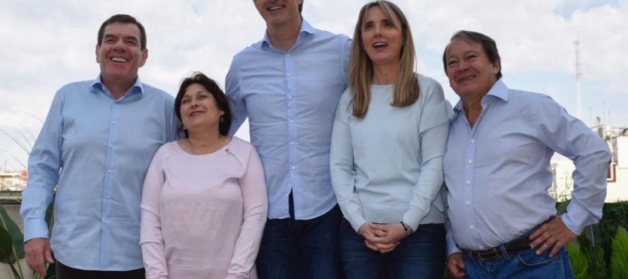 Otra encuesta muestra un panorama más parejo entre CFK y los candidatos de Cambiemos