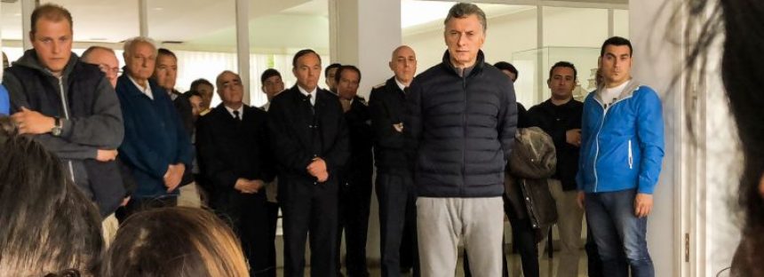 Macri recibe a la familia de los tripulantes del ARA San Juan