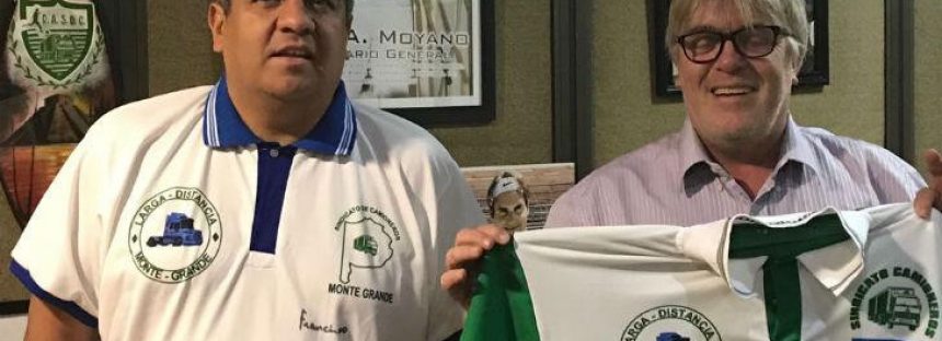 Francisco mostró su apoyo a Pablo Moyano a través de una camiseta