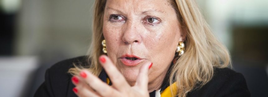 Carrió se disculpó con Durán Barba pero apuntó contra la UIA