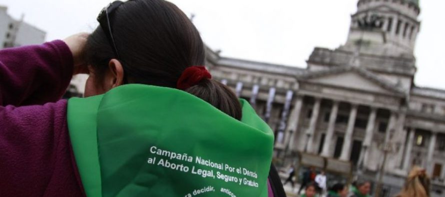 El debate por el aborto llega al recinto y se espera un final cerrado