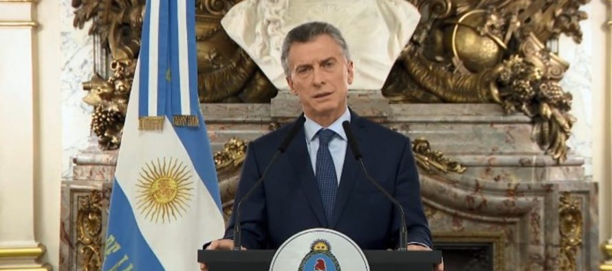 Macri confirmó el achicamiento del Estado y la vuelta de las retenciones
