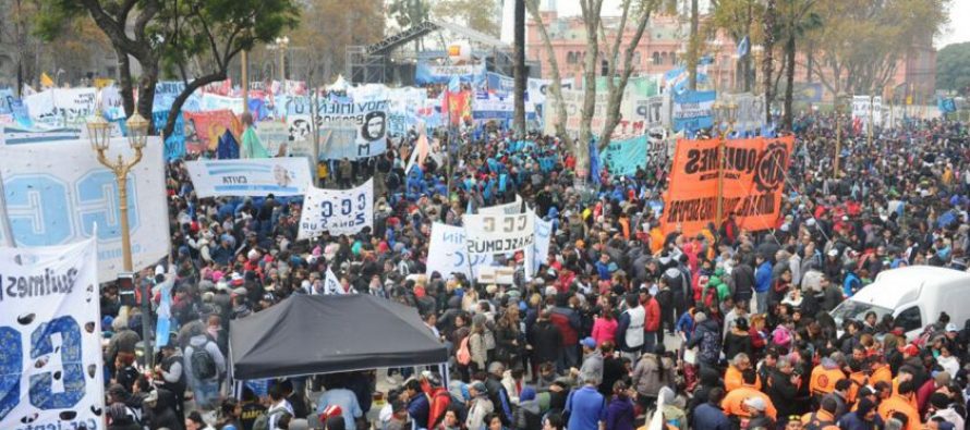 Gremios, movimientos sociales y el PJ marcharán contra el presupuesto