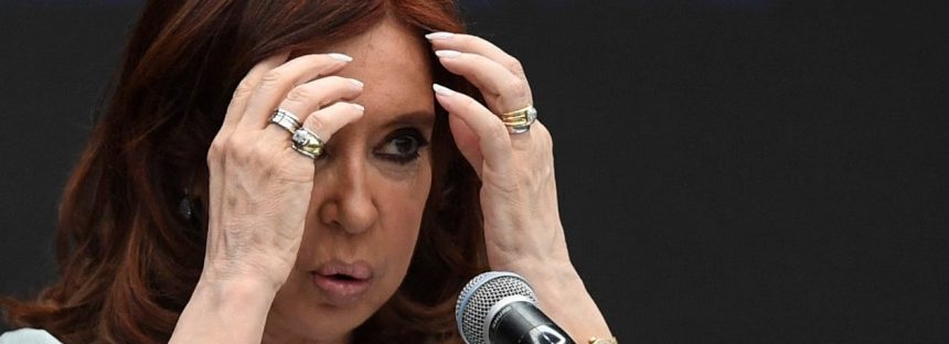 Diputados de Carrió avanzan con un pedido de juicio político contra CFK