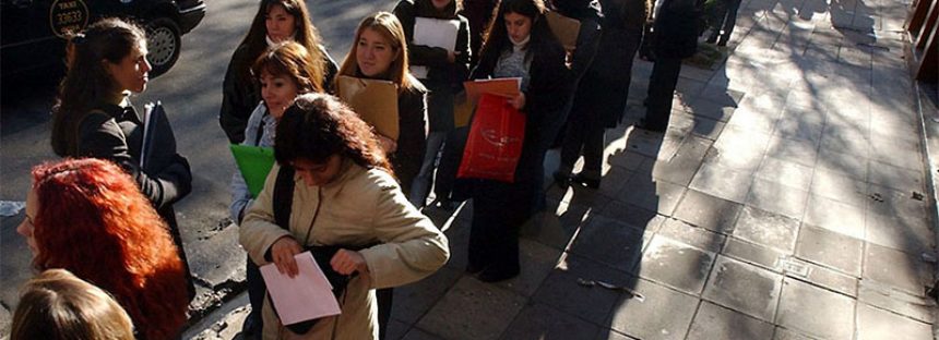 Se perdieron 172.000 puestos de trabajo en un año