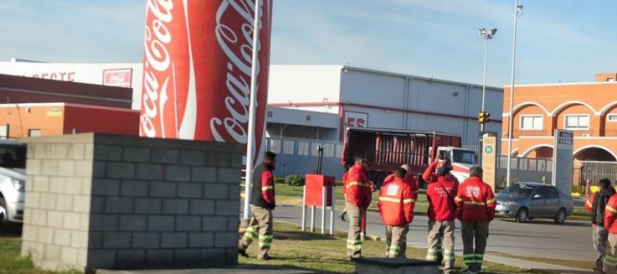 Coca Cola presentará un plan de reestructuración y podría despedir personal