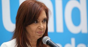 Tres tribunales autorizaron a CFK y el sábado viajará a Cuba