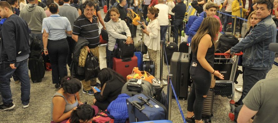 Paro en Aerolíneas Argentinas: los pilotos ratificaron la medida de fuerza