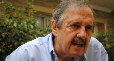 Ricardo Alfonsín: “Nos costó mucho conseguir la democracia como para que cualquier infeliz la ponga en riesgo”