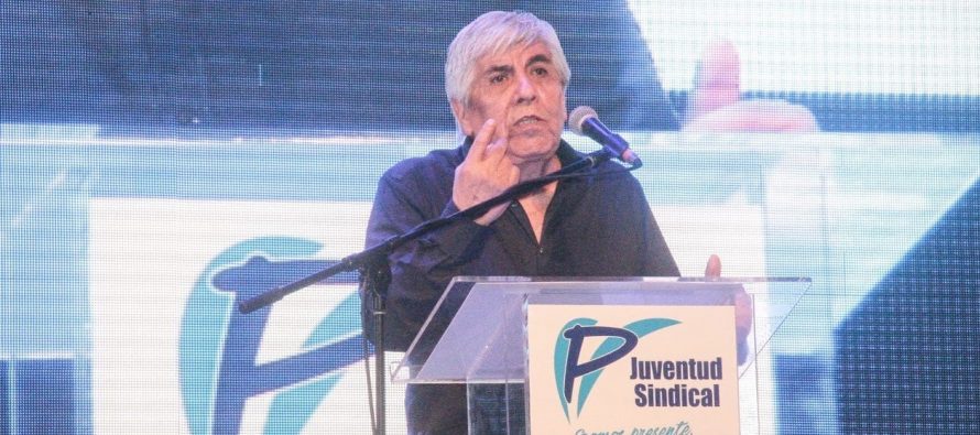 Hugo Moyano, sobre el conflicto en la UTA: “Si yo fuera Roberto Fernández, ya hubiera renunciado”