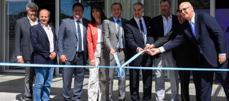 Con la participación del gobernador quedó oficialmente inaugurado el Hotel Hilton Garden Inn Neuquén