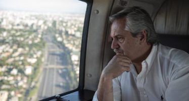 Alberto Fernández sobre el caos de tránsito en cuarentena: “Lo que no entra con la razón, va a entrar con la fuerza”