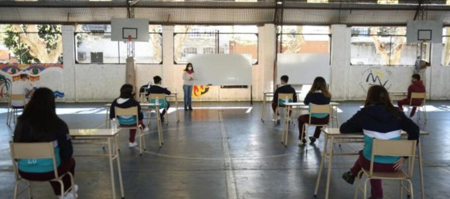 La Provincia criticó a Valenzuela por su propuesta de clases presenciales