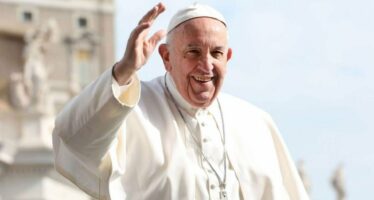 Nuevo parte médico del Papa Francisco: “Su corazón está funcionando bien”