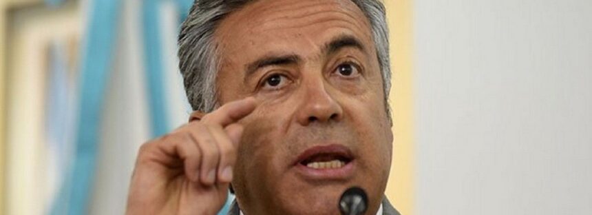 Cornejo acusó a González García de hacer una ley «a medida de los laboratorios»