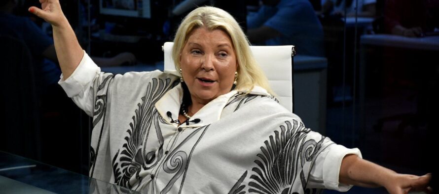 Carrió dijo que la vacuna Sputnik V es un «negocio» entre CFK y Rusia