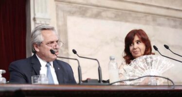 Fernández apoyó las duras críticas de Cristina Kirchner a la Justicia