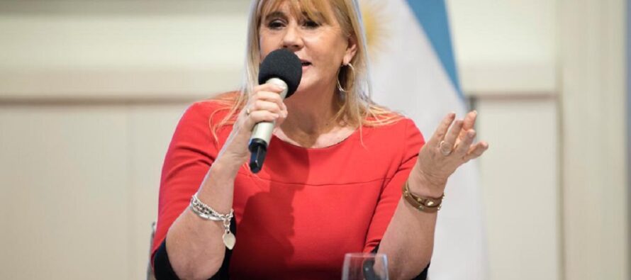 El Gobierno formalizó la renuncia de Marcela Losardo