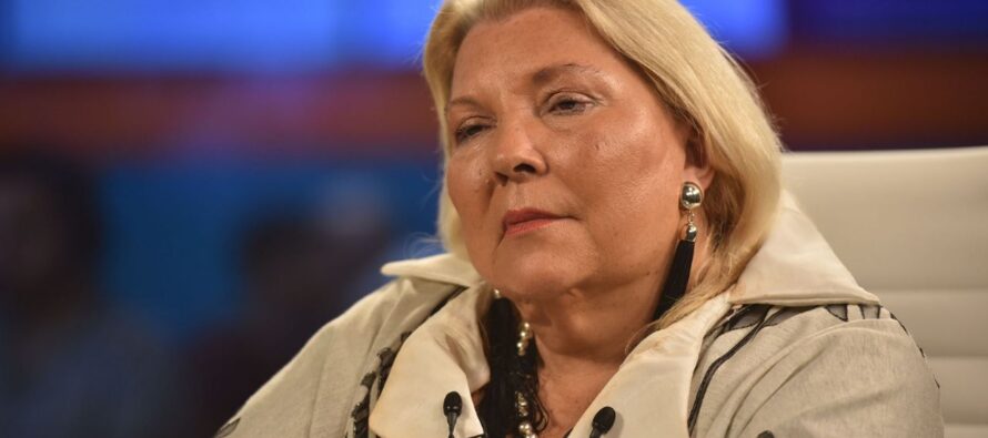 Para Carrió “es mejor convencer que prohibir, la sola genera estrés”