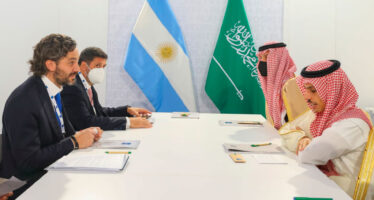 En busca de inversiones, Santiago Cafiero recibió al Príncipe de Arabia Saudita