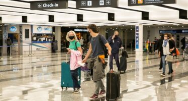 «Hasta nuevo aviso»: agencias de viajes empezarán a cobrar en dólares a partir del lunes