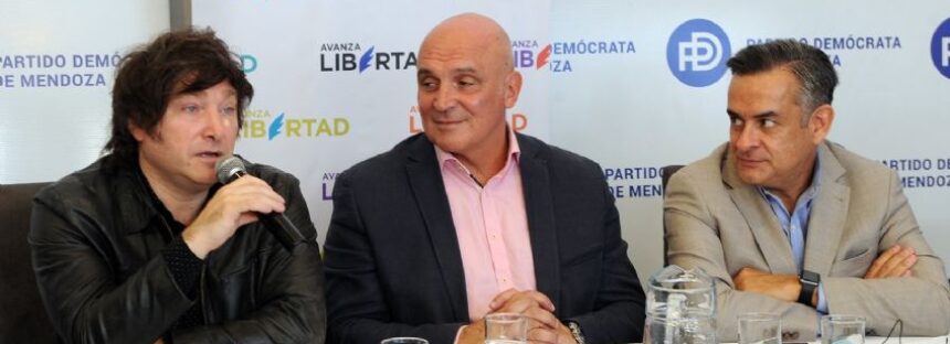 La encuesta que muestra el giro de la sociedad hacia las ideas liberales