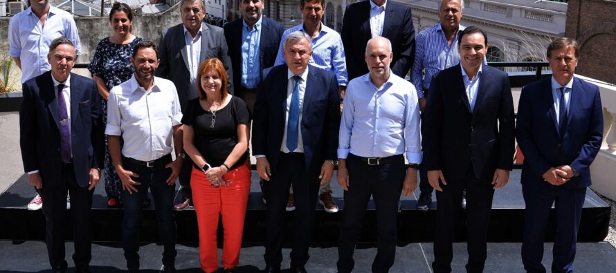 De «buena noticia» a «estafa legitimada»: cómo reaccionó la oposición al acuerdo con el FMI