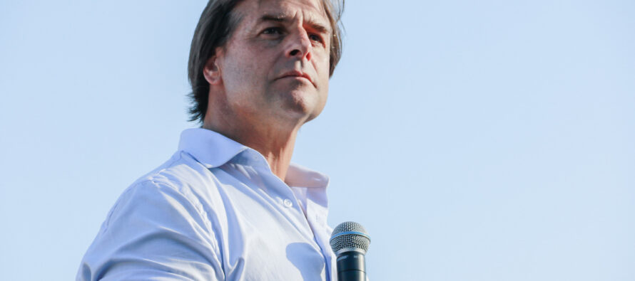 El referéndum uruguayo que alegra a Macri y golpea a Alberto y Cristina Kirchner