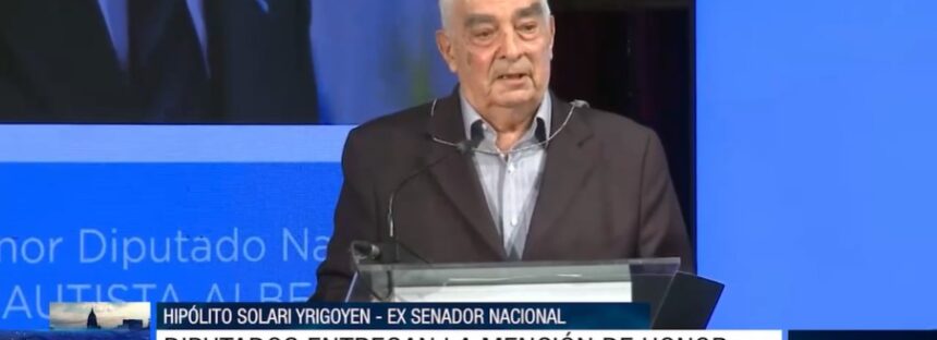 Diputados reconoció a Hipólito Solari Yrigoyen con la mención de honor «Juan B. Alberdi»