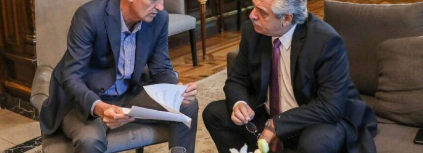 El abogado mediático que quiere arrebatarle el municipio a un poderoso ministro de Alberto F.