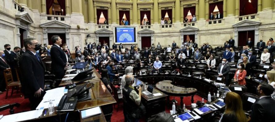 Diputados comienza la segunda jornada de debate de la Ley Ómnibus tras el cuarto intermedio