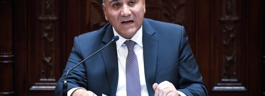 Manzur dijo que hay una promesa de YPF de «duplicar la importación de gasoil»