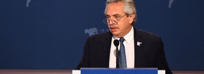 Con déjà vu de Néstor en 2005, Alberto Fernández decidió mojarle la oreja a Joe Biden