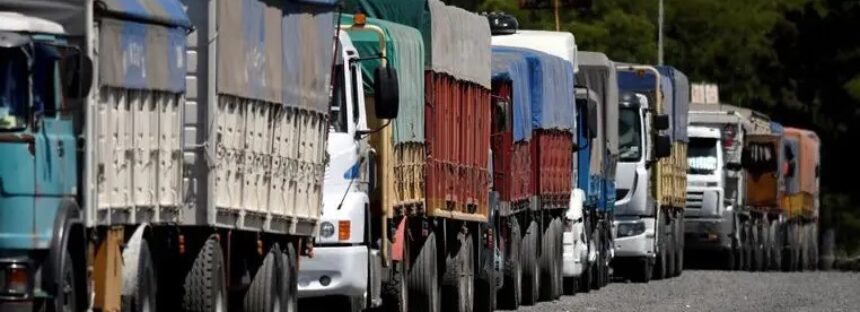 Peones rurales le piden al Gobierno que atienda la falta de gasoil para evitar impactos mayores