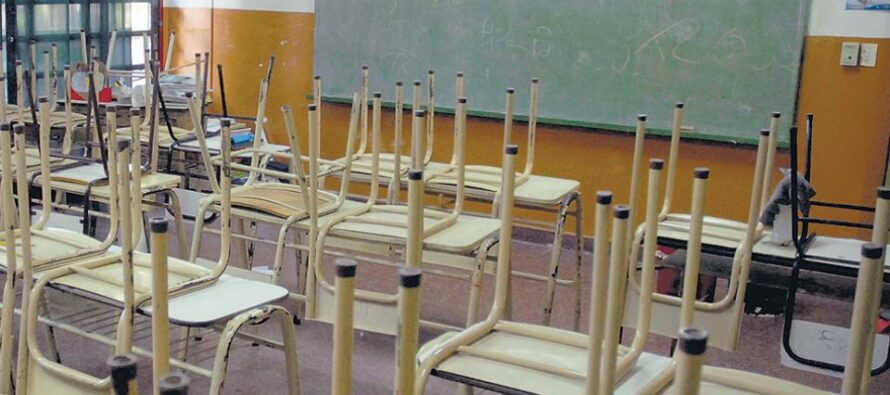 Ciudad le quitará los planes a aquellas familias que no mantengan la escolaridad en sus hijos