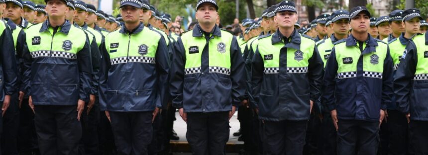 Osvaldo Jaldo reforzó la Policía tucumana con 787 nuevos agentes