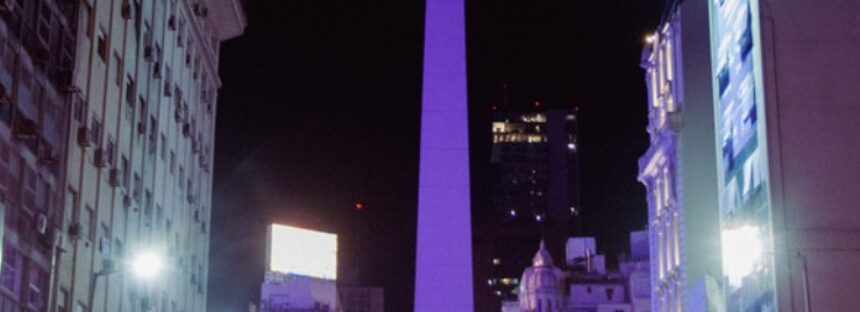 Durante 3 noches el Obelisco se convierte en un Faro Verde para el C40