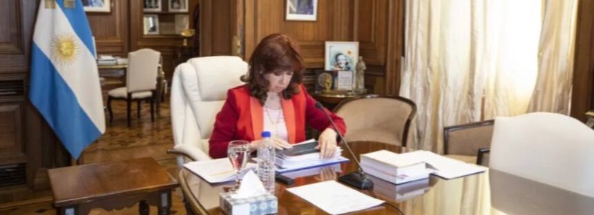 Obra Pública: Cristina aprovechó a disparar contra Macri y Vidal en su última exposición