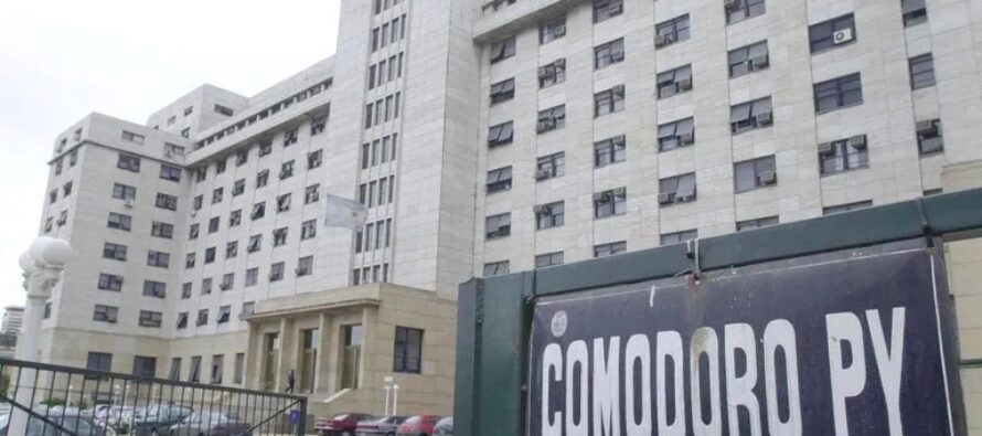 Juez y Espert denunciaron en Comodoro Py a Cristina Kirchner