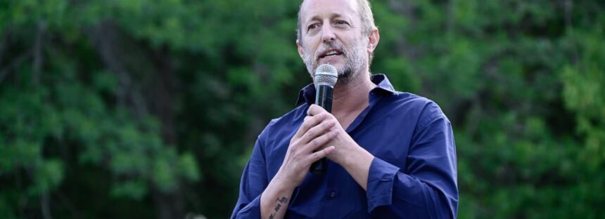 Insaurralde: «A Cristina no solo la quisieron matar, sino que la quieren proscribir”