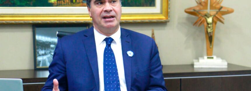Capitanich contra dirigentes del Frente de Todos y la Corte Suprema