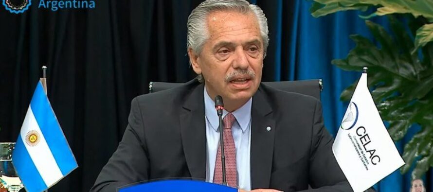 Alberto Fernández abrió la cumbre de la CELAC y remarcó que “la democracia está en riesgo”