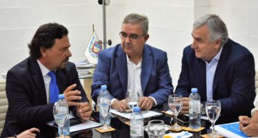 Mesa de Litio: piden que las empresas dejen un porcentaje de la producción en las provincias