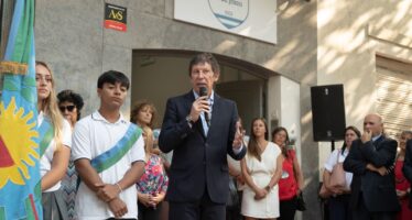 Gustavo Posse pidió evitar «la propaganda política en las aulas»