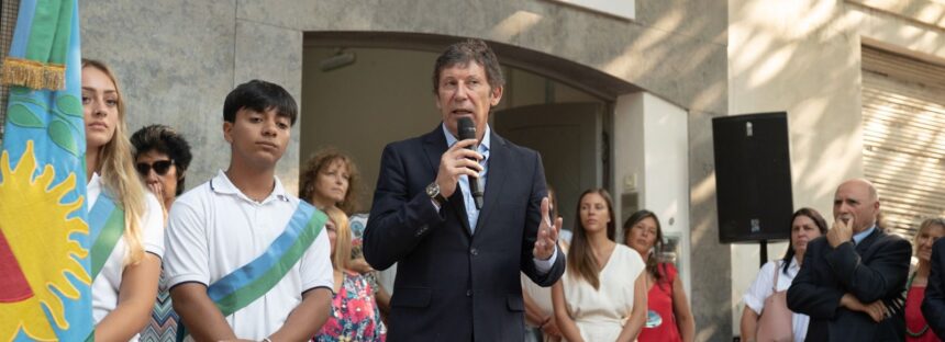 Gustavo Posse pidió evitar «la propaganda política en las aulas»