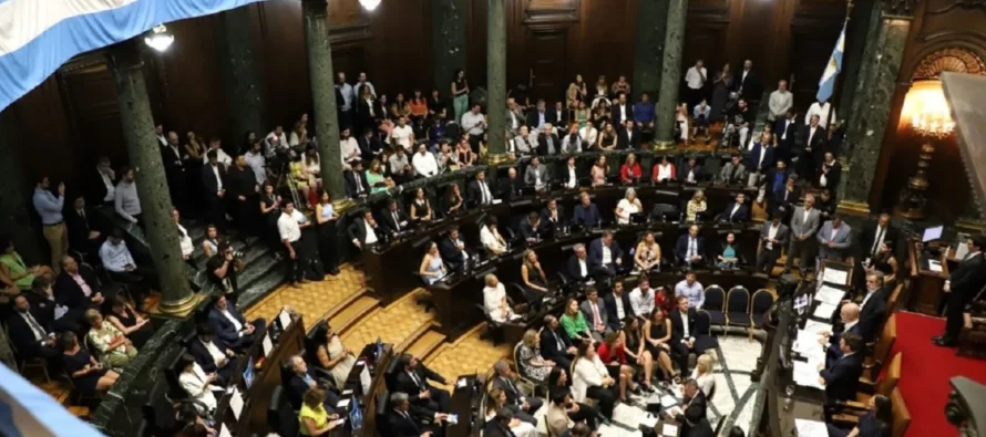 La Legislatura porteña derogó el impuesto a las tarjetas de crédito