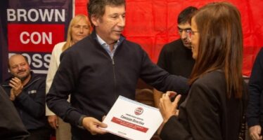 Gustavo Posse convocó a cuidar los votos en los municipios