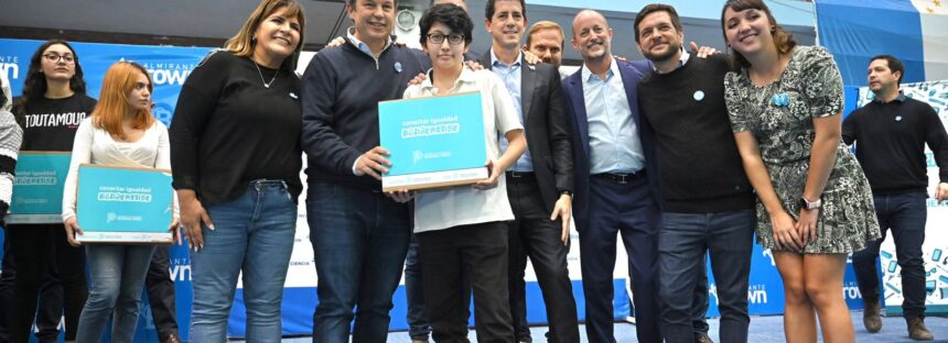 “Wado” de Pedro: “el Gobierno está sembrando a los futuros trabajadores y trabajadoras”